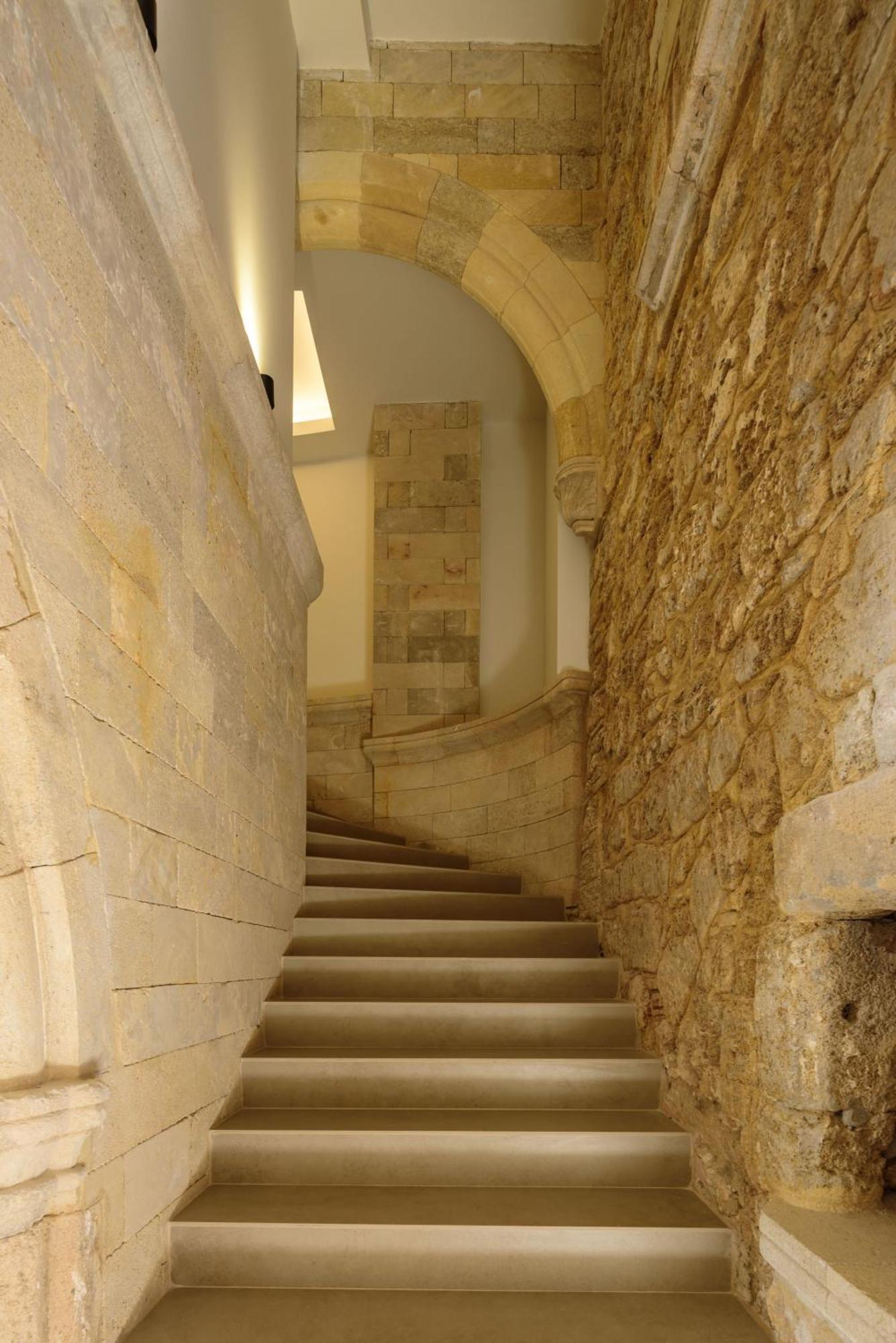 Arthur Suites In Old Town Rhodes City Eksteriør billede